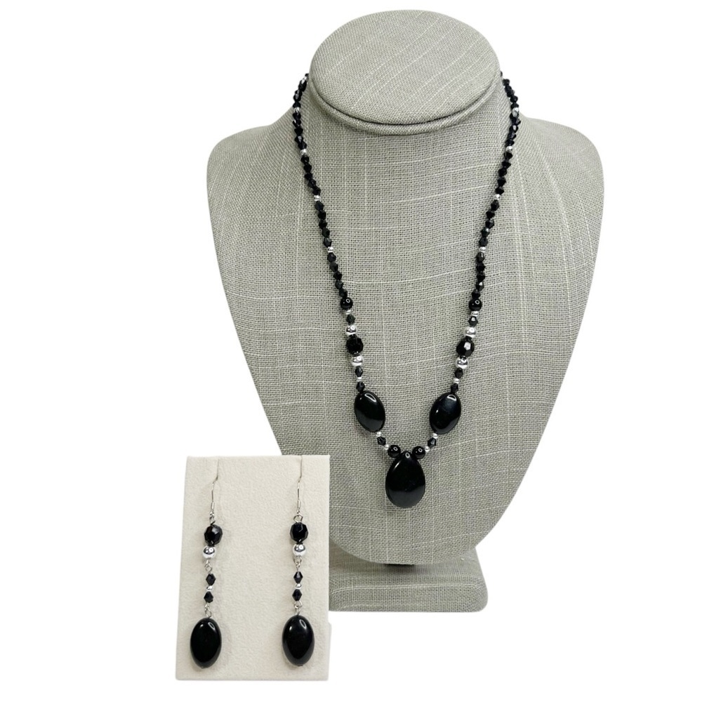 Black Onyx Polished Stone Beaded Necklace & Pierced Earrings Set